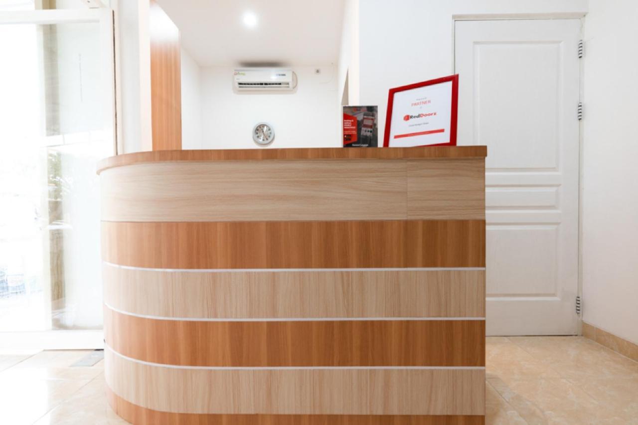 Reddoorz @ Graha Cemerlang Maros Kallikalli Ngoại thất bức ảnh