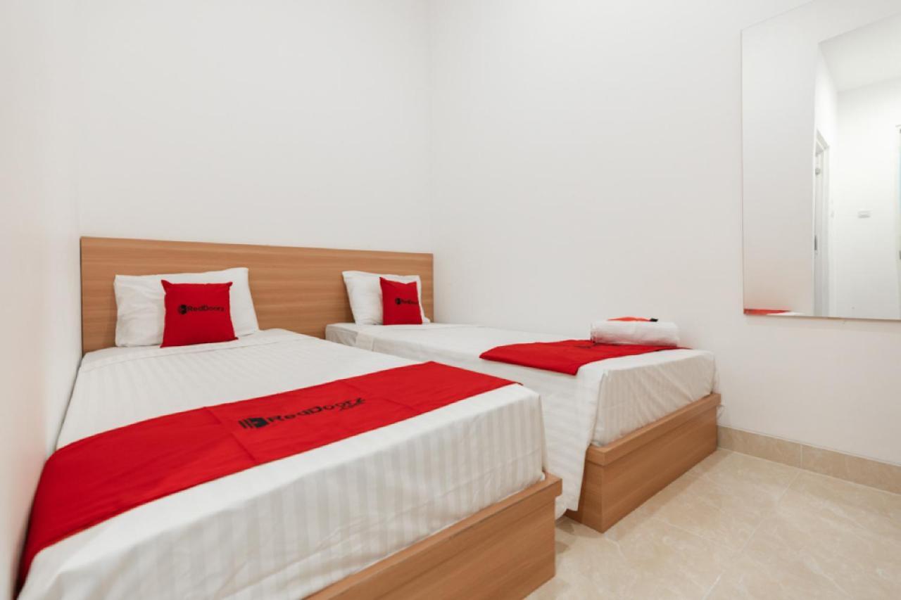 Reddoorz @ Graha Cemerlang Maros Kallikalli Ngoại thất bức ảnh