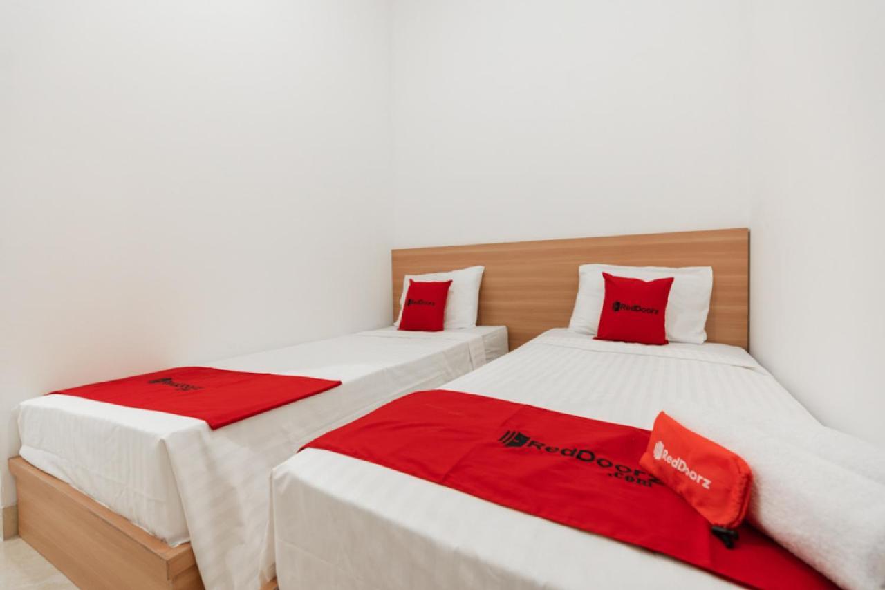 Reddoorz @ Graha Cemerlang Maros Kallikalli Ngoại thất bức ảnh