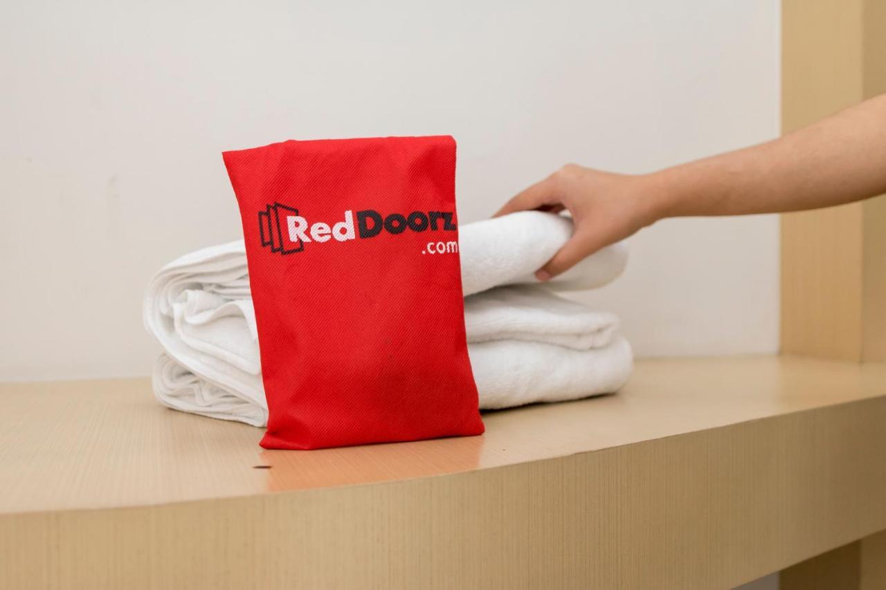 Reddoorz @ Graha Cemerlang Maros Kallikalli Ngoại thất bức ảnh